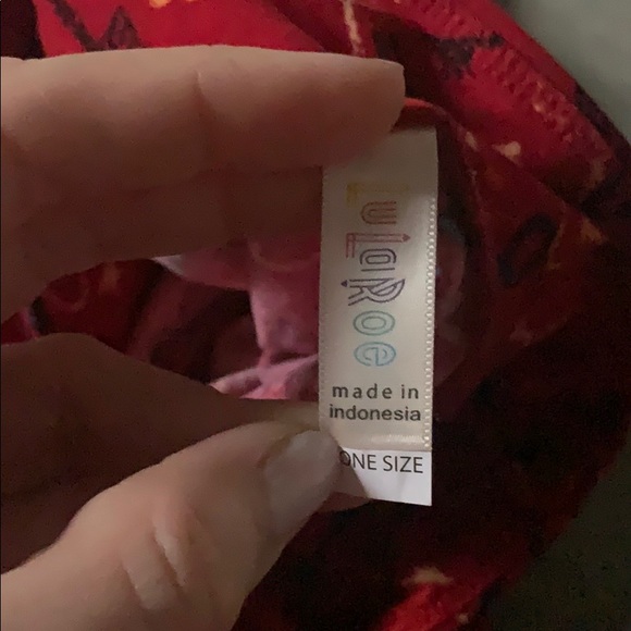 LuLaRoe skeleton key leggings - Picture 3 of 3